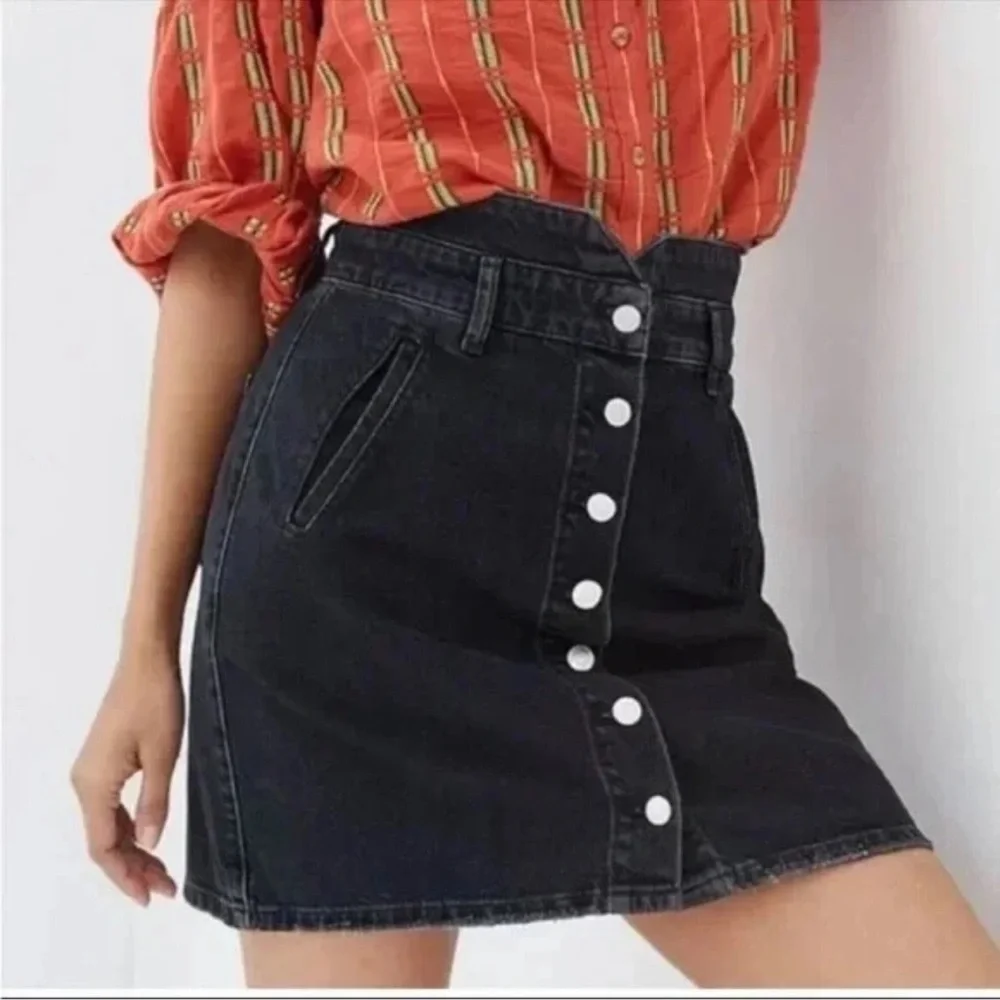 NWT Anthropologie Black Pilcro Denim Mini Skirt Size 6